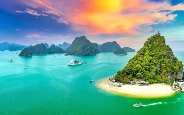 5-Day-Tour-North-South-Of-Vietnam-4