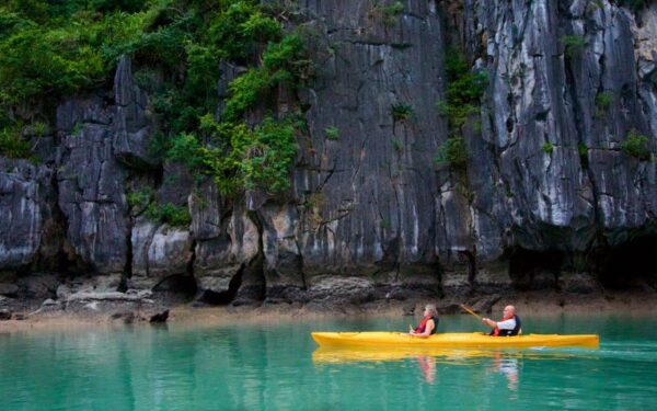 DAY-2-Bai-Tu-Long-Halong-Bay