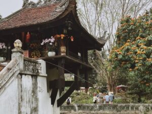 DUONG-LAM-ANCIENT-VILLAGE-AND-HANOI-CITY-TOUR-2