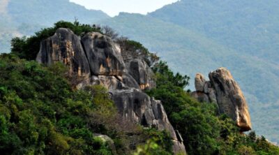 Day-Trip-To-Bana-Hills-Golden-Bridge