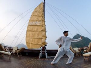 Full-Day-Cruising