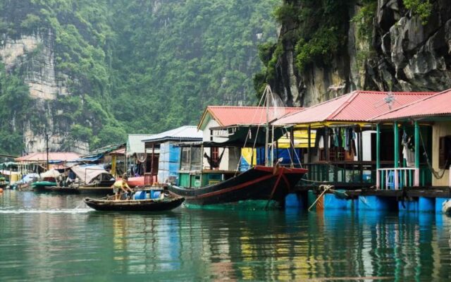 Halong-Bay