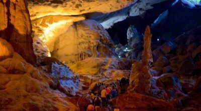 Halong-Bay-Sung-Sot-Cave-Hanoi