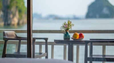 Halong-Bay-Sung-Sot-Cave-Hanoi