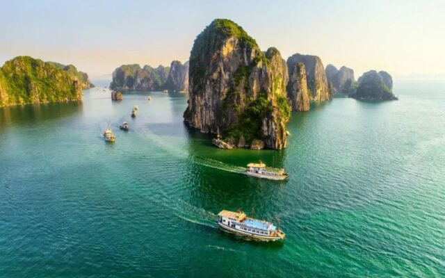 Hanoi-Halong-Bay