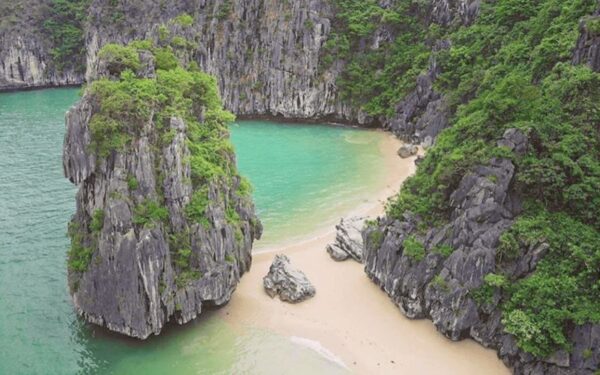 Hanoi-Lan-Ha-Bay