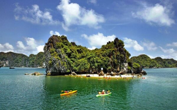 Hanoi-Lan-Ha-Bay
