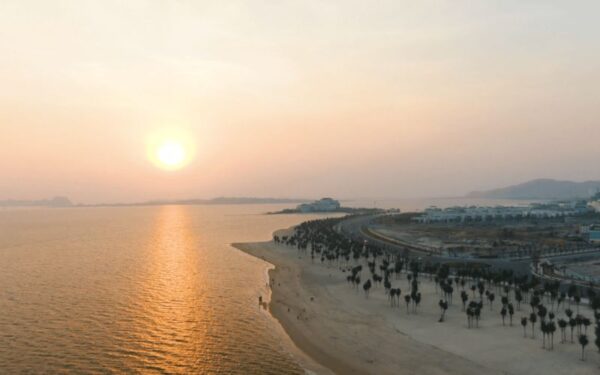 Indochina-Sails-Halong-Cruise-Hanoi