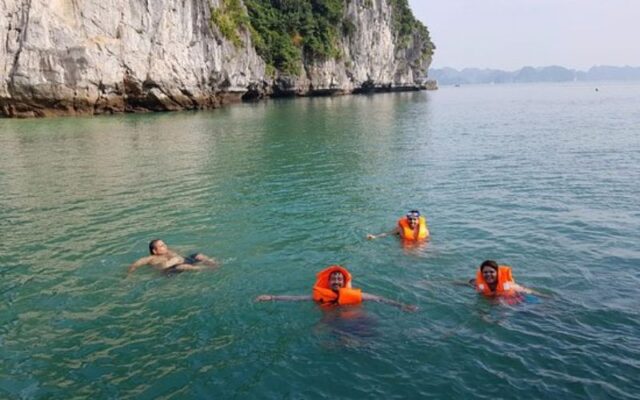 Lan-Ha-Bay