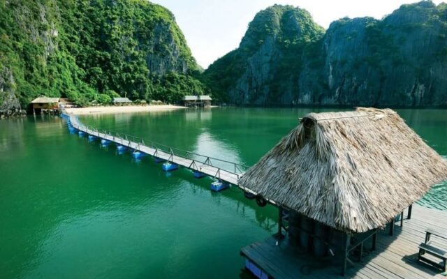 Lan-Ha-Bay