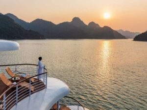 Lan-Ha-Bay-Hanoi