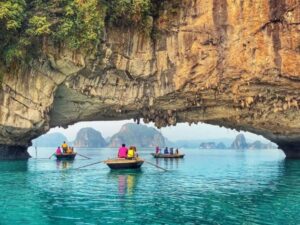 Lan-Ha-Bay-Hanoi