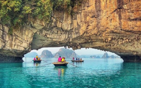 Lan-Ha-Bay-Hanoi