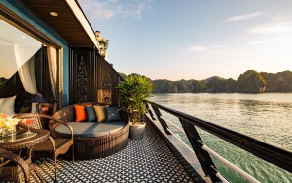 Lan-Ha-Bay-Hanoi