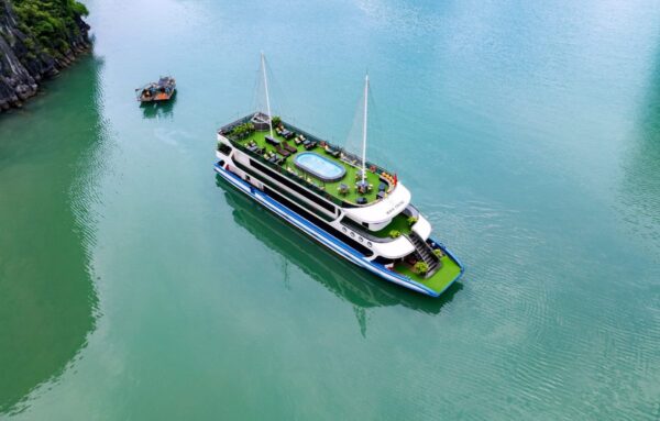 Maia-Day-Cruise