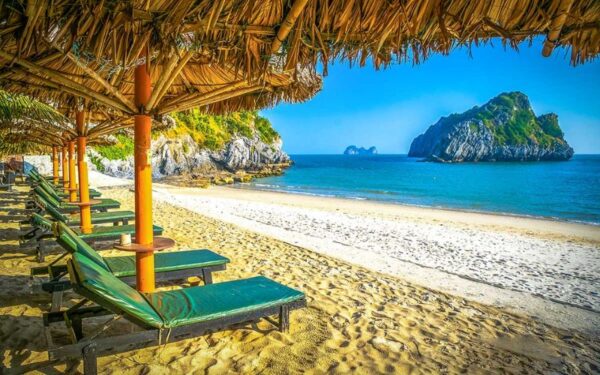 Hanoi-Cat-Ba-National-Park-Hanoi-L
