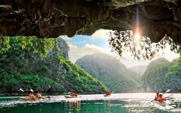 Hanoi-Lan-Ha-Bay