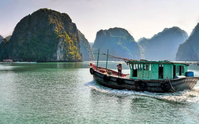 Hanoi-Lan-Ha-Bay
