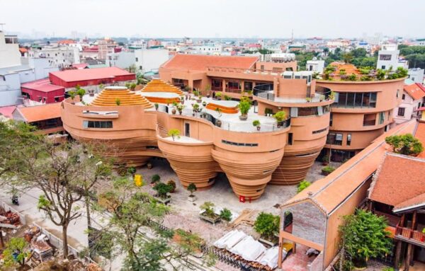 Bat-Trang-Cearmic-Village-Local-Experiens