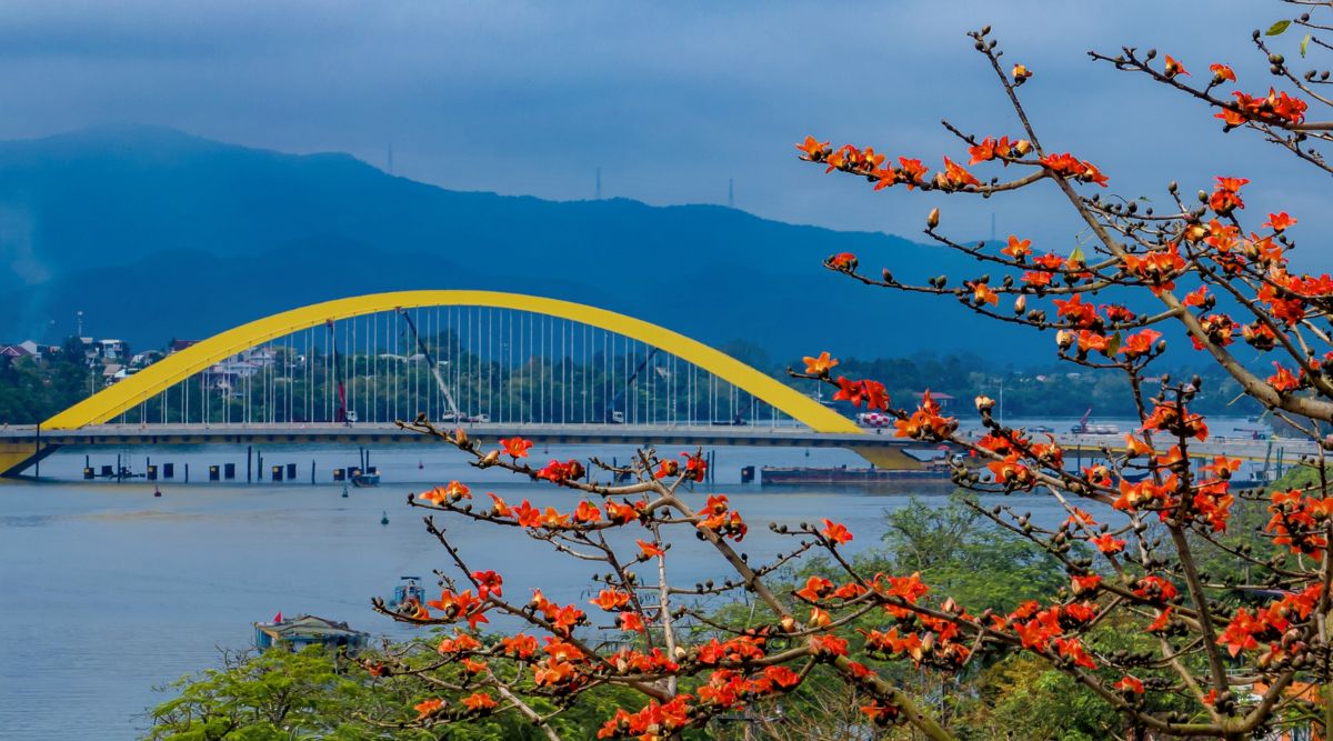 Huong River