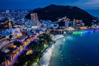 Ho Chi Minh - Cu Chi Tunnels - Vung Tau Beach 4D3N