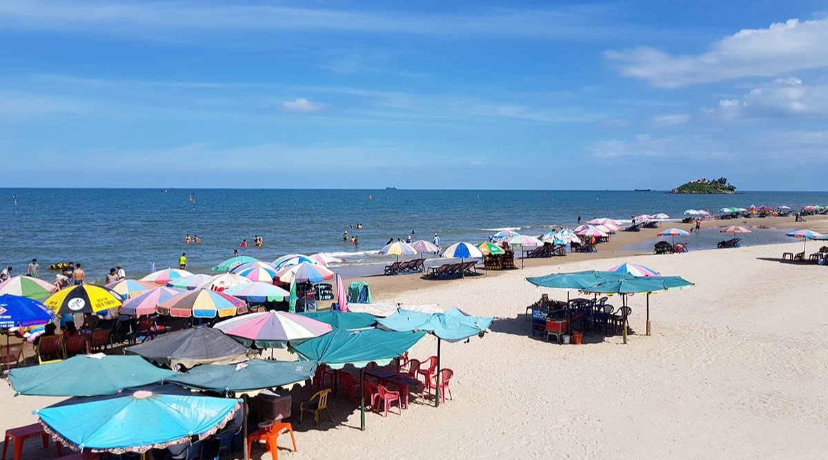 thuy van beach vung tau