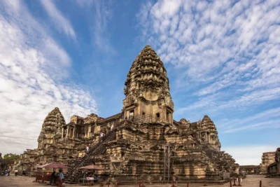 Angkor Wat Indochina travel group