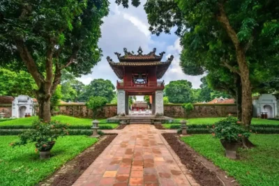 Home page 47 Temple of Literature